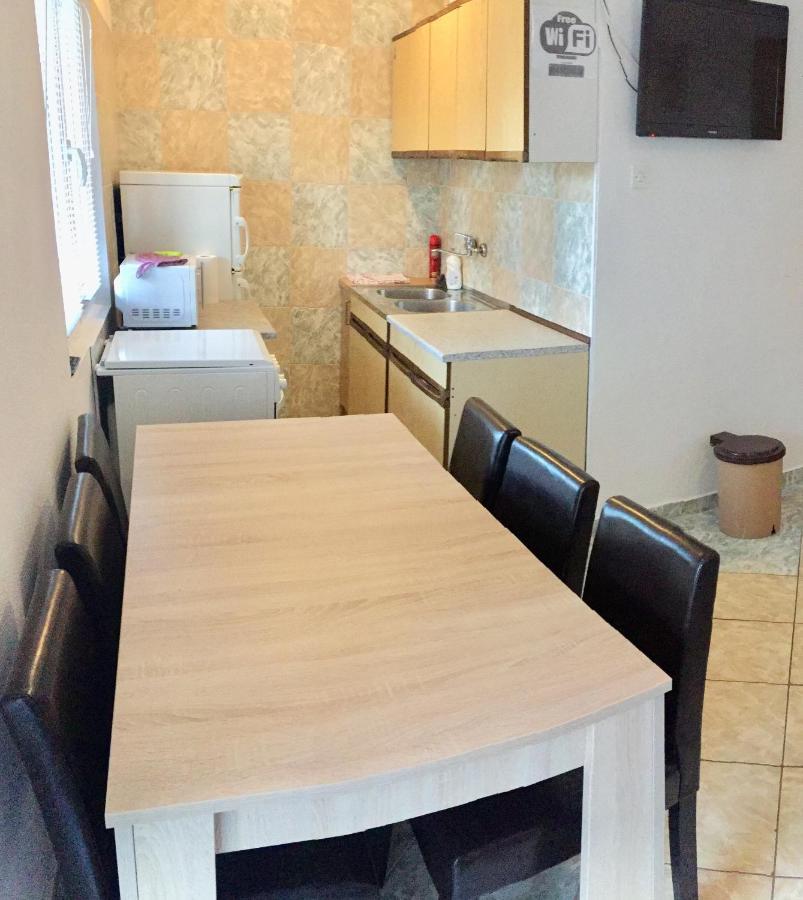 Apartmani Nerko Pag Town Εξωτερικό φωτογραφία